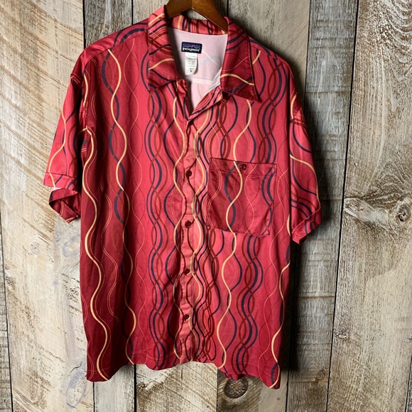 Patagonia Other - Patagonia Mens Red Geometric Bowling Button Up XL